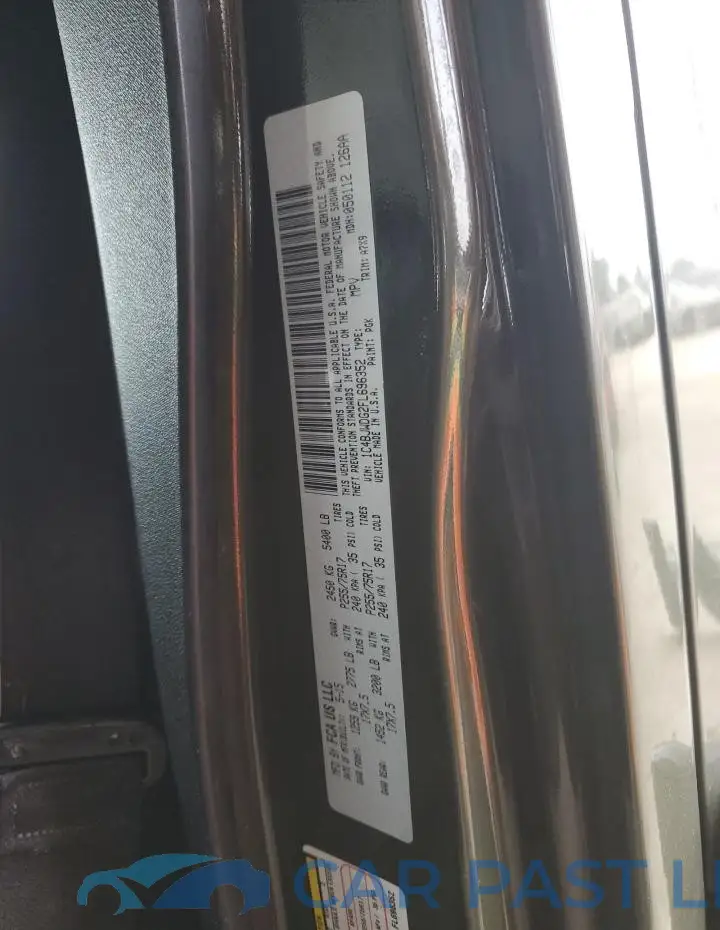 1C4BJWDG2FL696352# 14