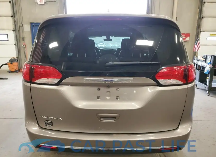 2C4RC1EG5JR260833# 6