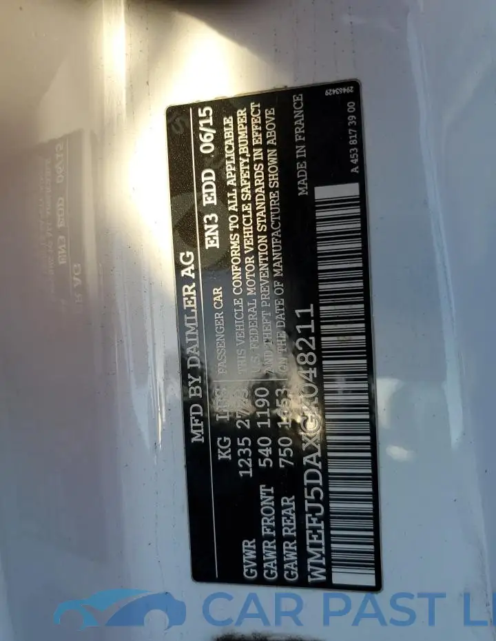 WMEFJ5DAXGK048211# 12
