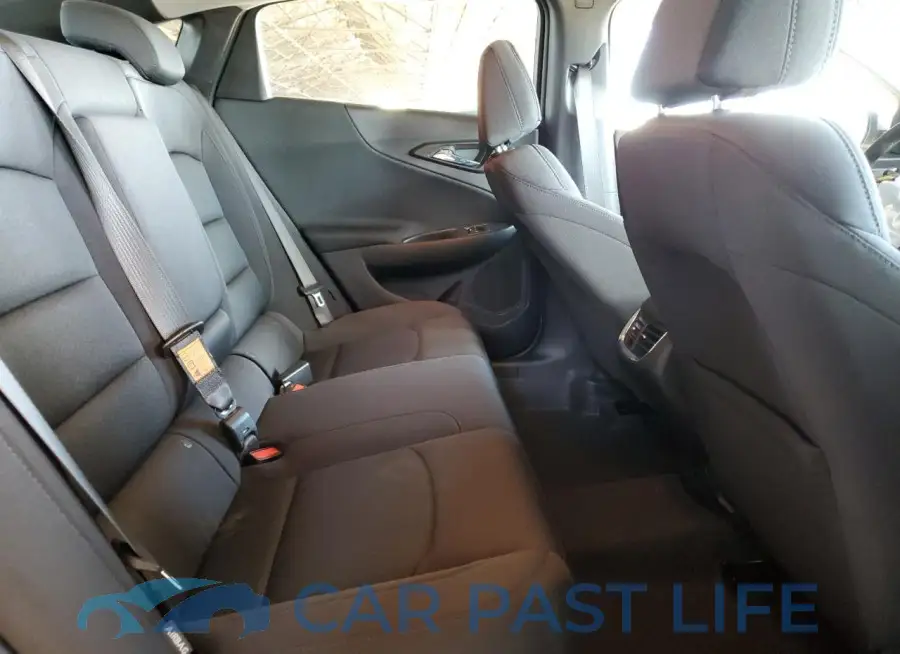 1G1ZD5ST3RF202866# 10