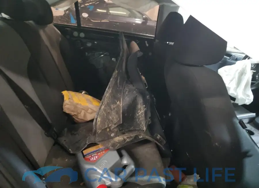3VW2B7AJ2HM390642# 10