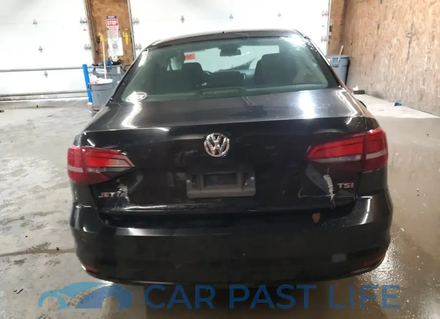 3VW2B7AJ2HM390642# 6