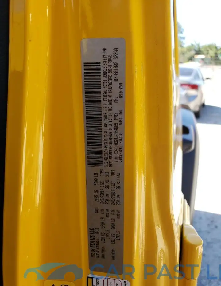 1C4HJXDG8JW304689# 13
