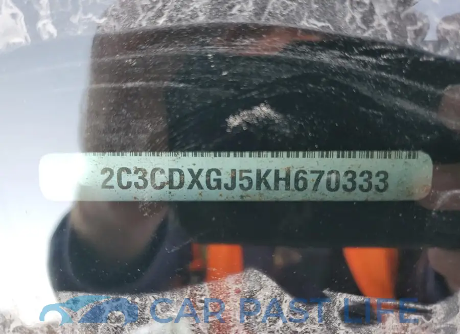 2C3CDXGJ5KH670333# 13