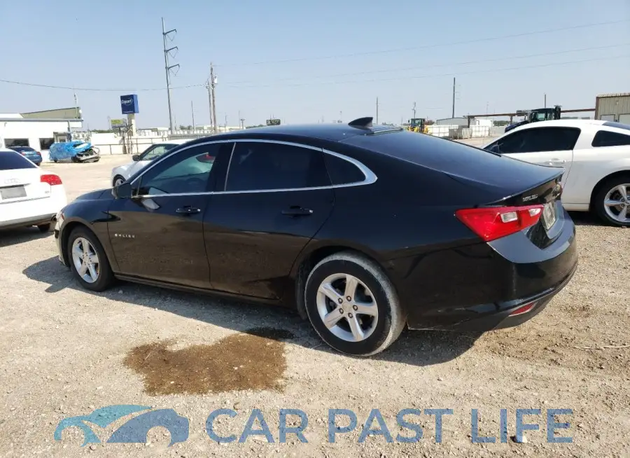 1G1ZB5ST8NF207450# 2