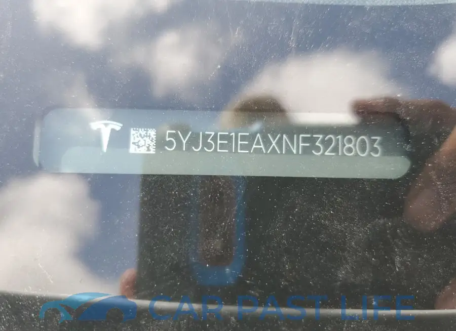 5YJ3E1EAXNF321803# 12