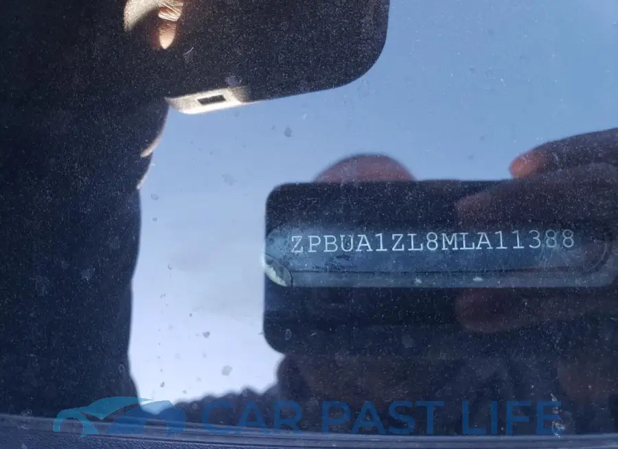 ZPBUA1ZL8MLA11388# 12