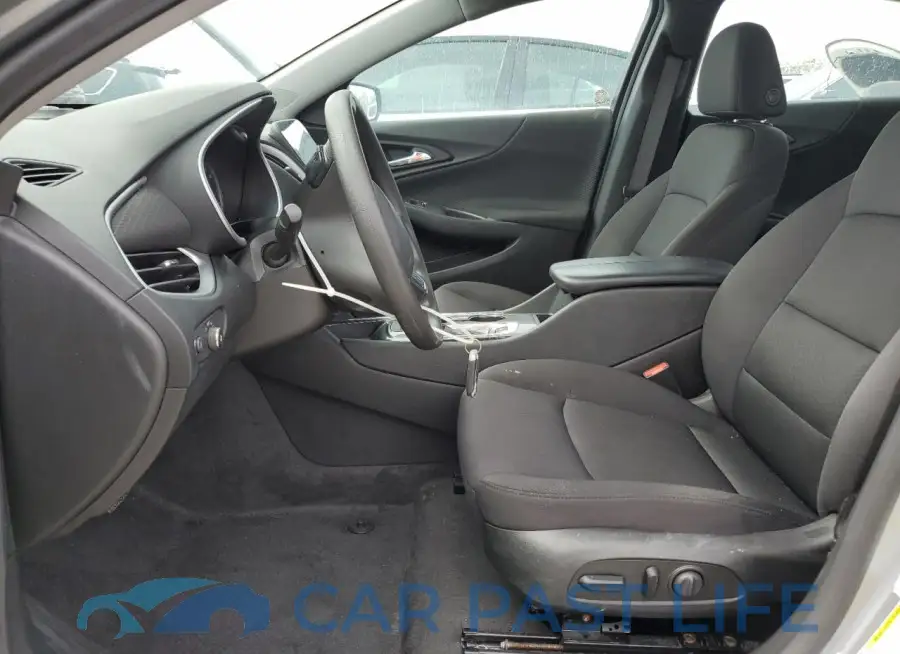 1G1ZD5ST3PF231927# 7