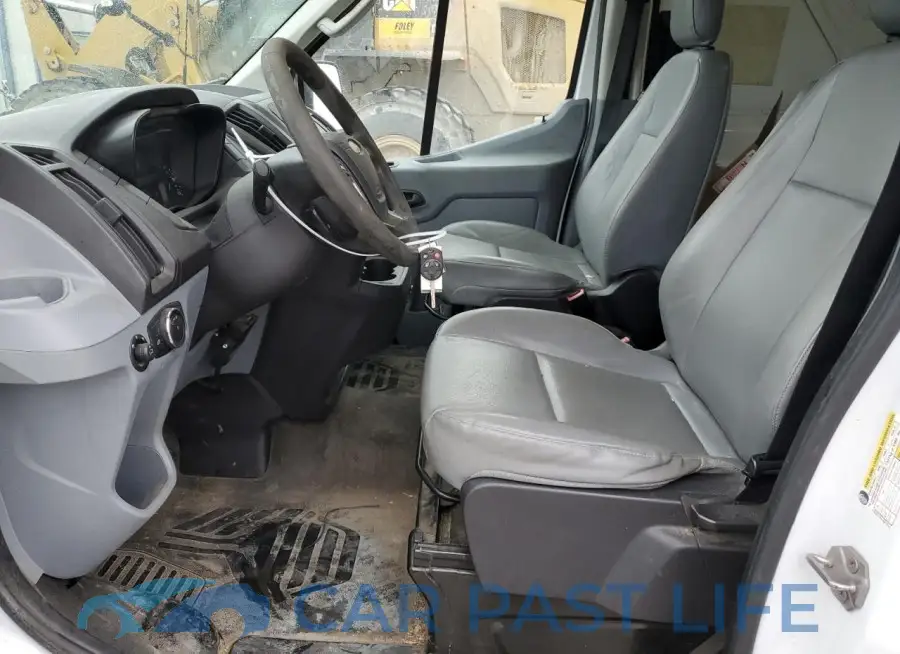 1FTYR2CV8GKA55967# 7