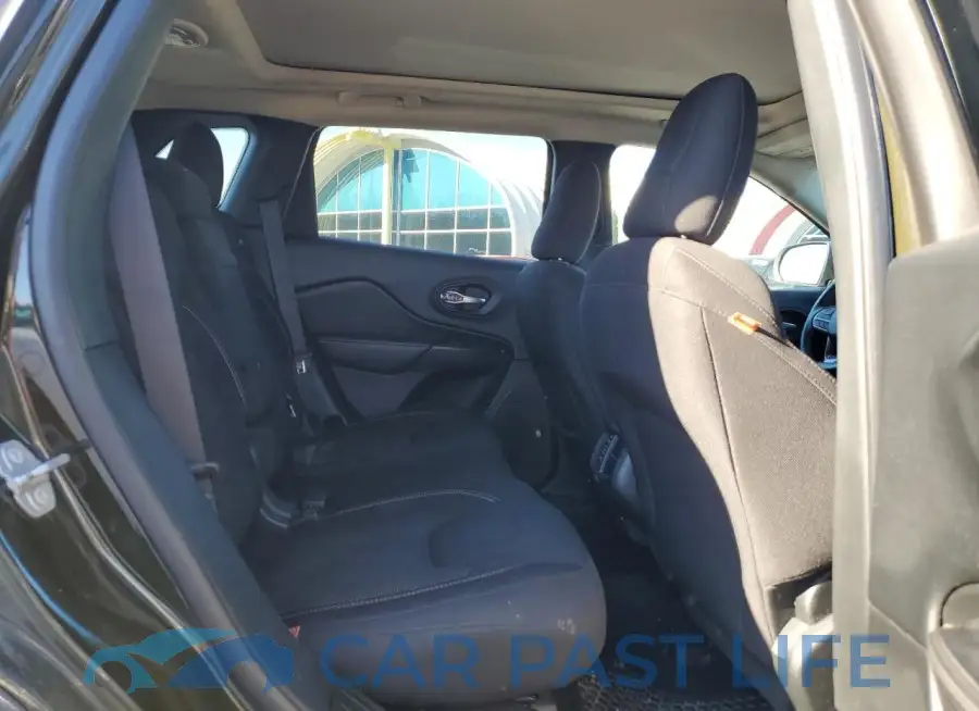 1C4PJMCB5HW562484# 11