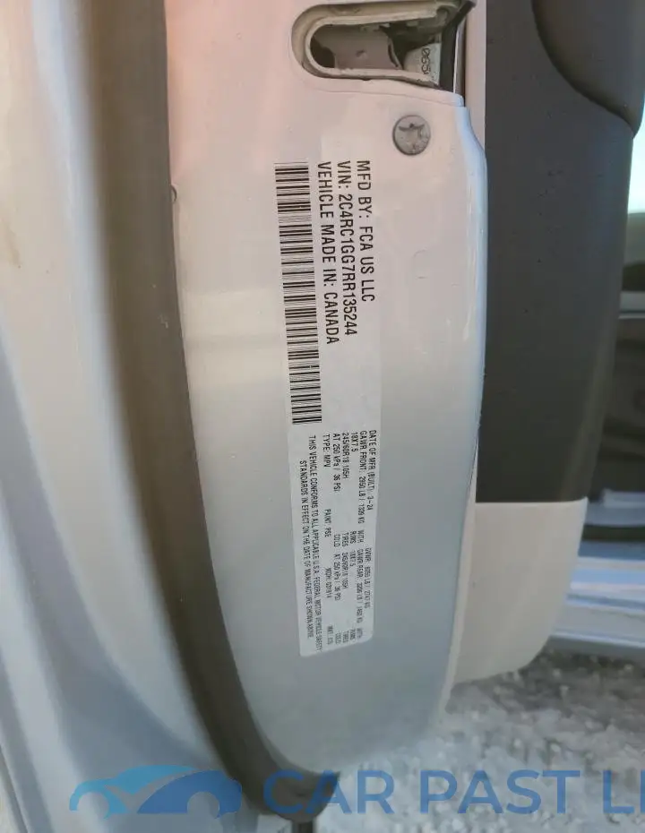 2C4RC1GG7RR135244# 14