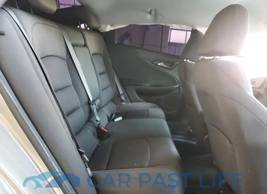 1G1ZD5ST9NF205880# 10