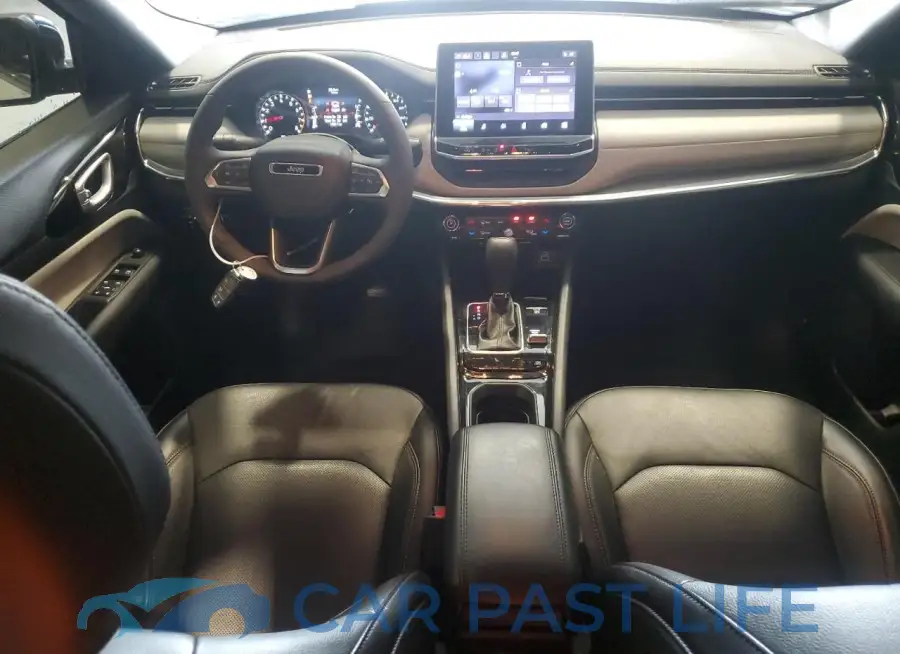 3C4NJDCN4PT542863# 8