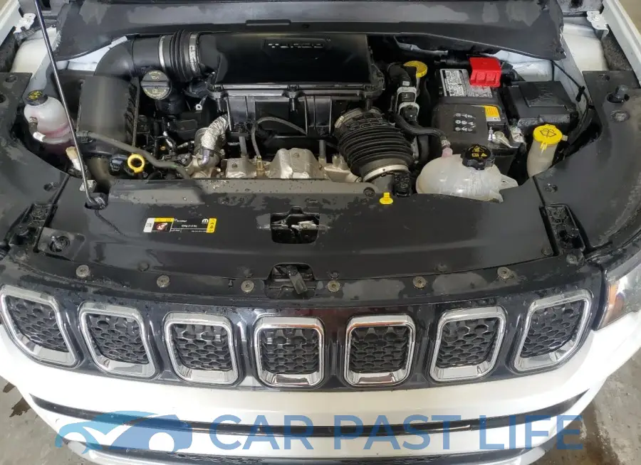 3C4NJDCN4PT542863# 11