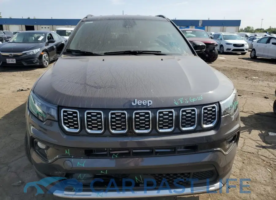 3C4NJDCN6RT127157# 5