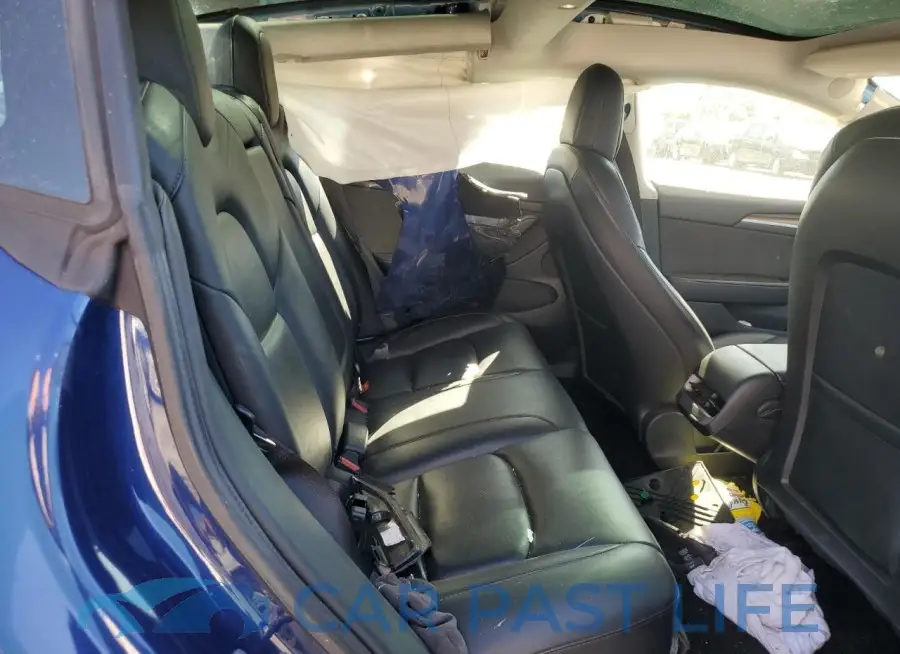 5YJ3E1EAXNF304502# 10