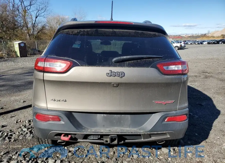 1C4PJMBS8GW253687# 6