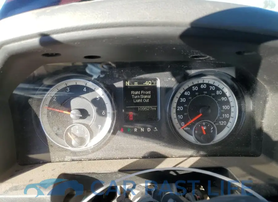 3C6UR5CJXGG325079# 9