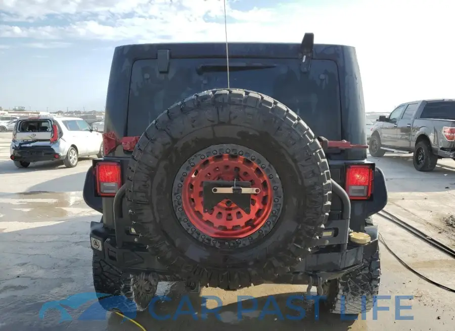 1C4BJWDG8JL812324# 6