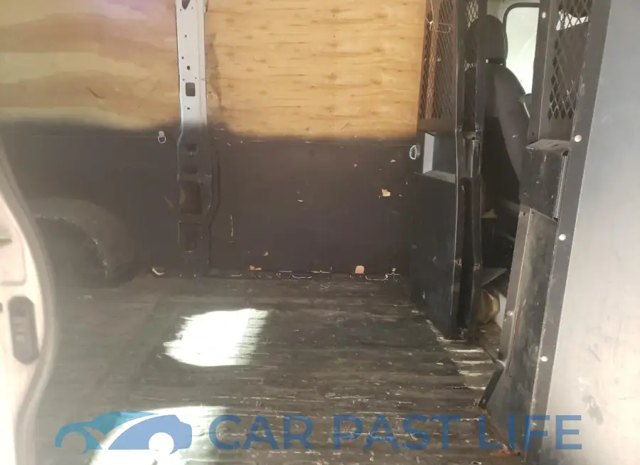 3C6TRVAG2FE510580# 11