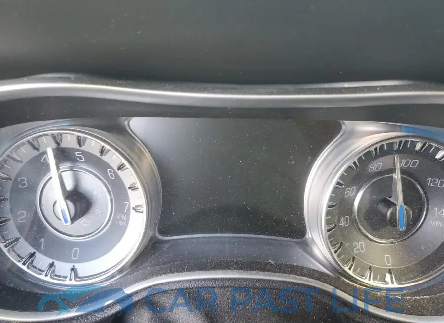 2C3CCAEG2FH755613# 9
