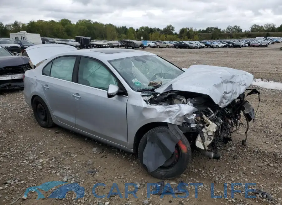 3VW5T7AJ1FM262772# 4