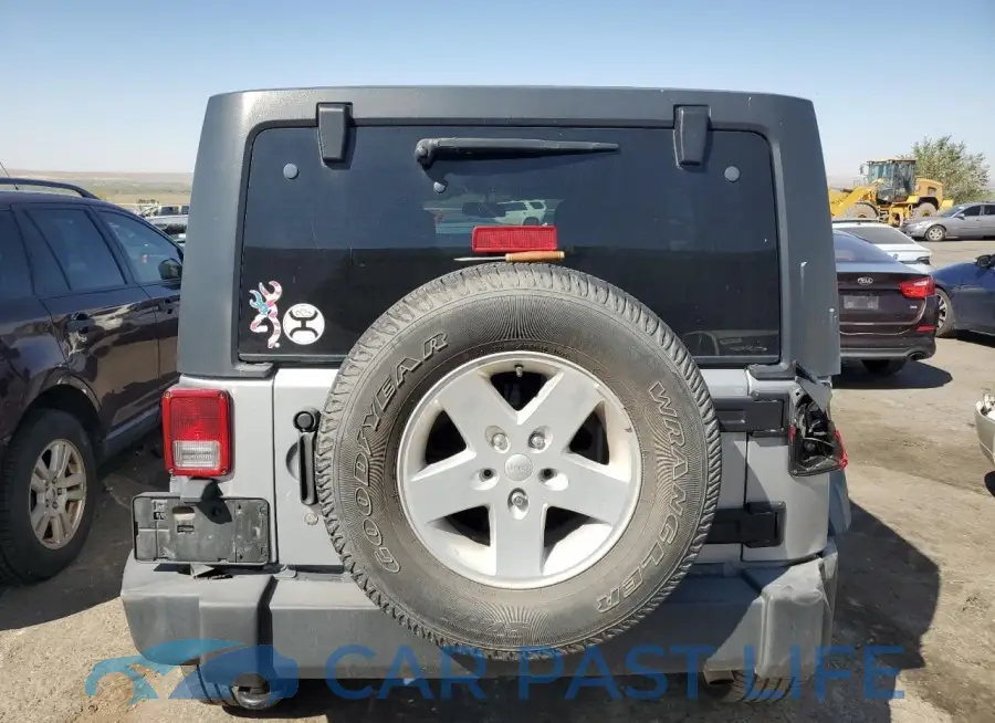 1C4BJWDG5JL828612# 6