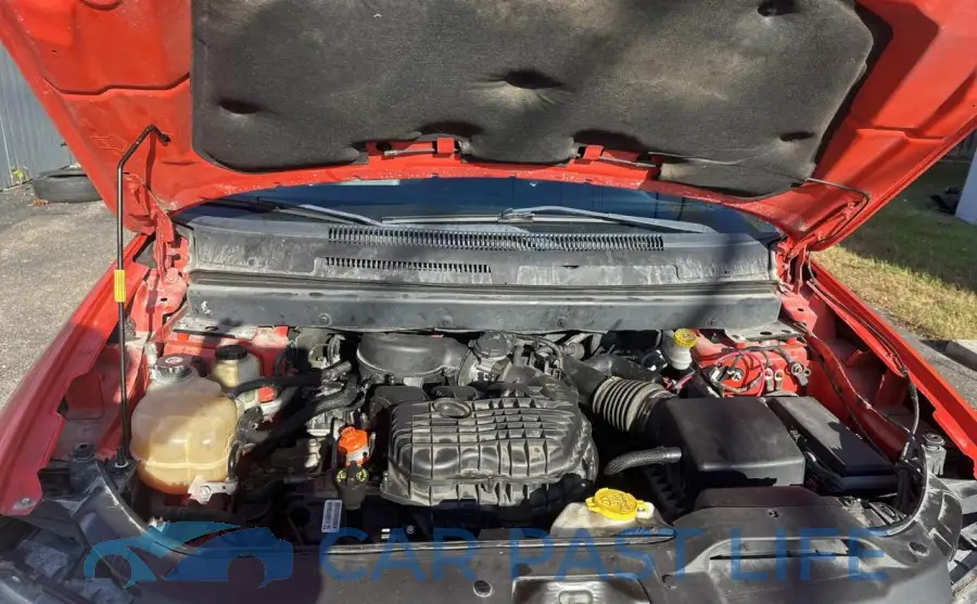 3C4PDCEG7JT473280# 7