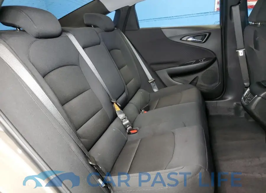 1G1ZD5ST5PF177093# 10
