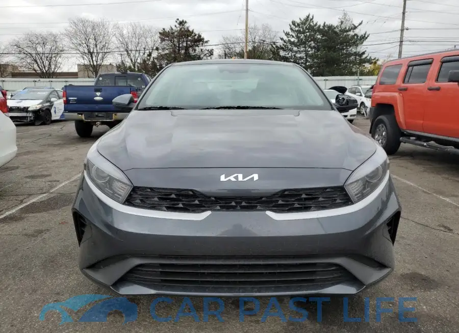 3KPF24AD3RE823216# 5