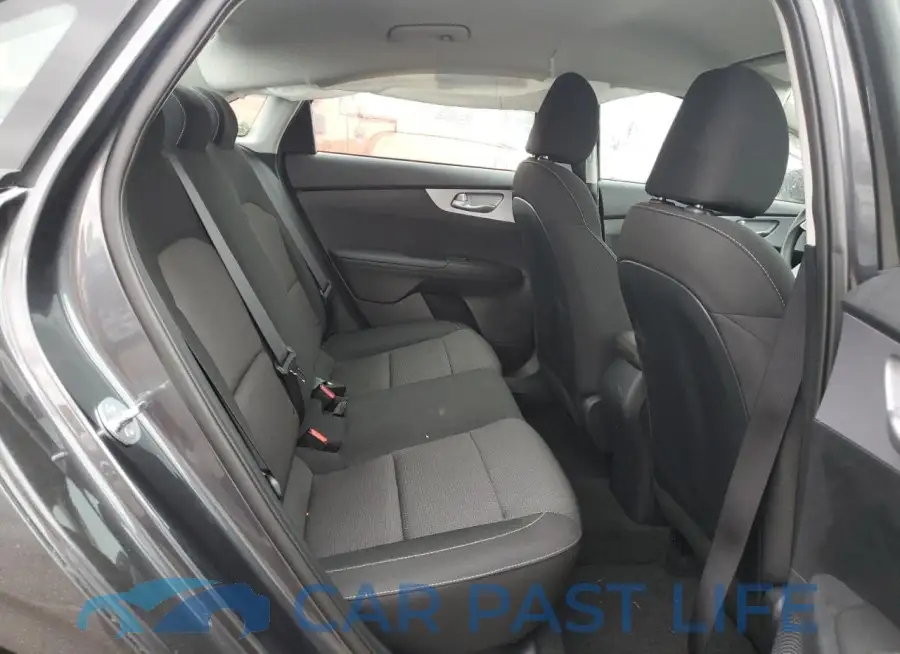 3KPF24AD3RE823216# 10