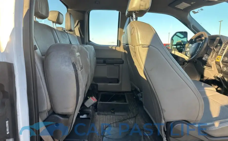 1FD0X4GT2JEC54764# 6