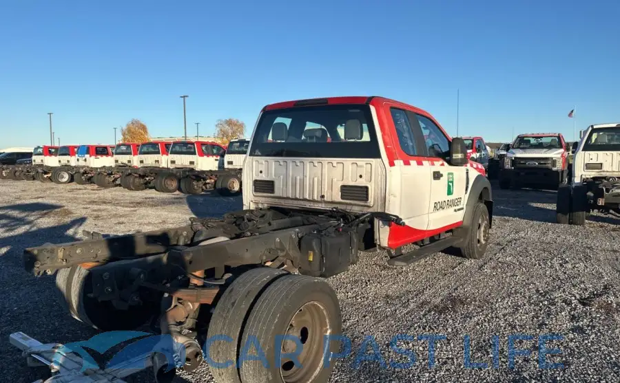 1FD0X4GT2JEC54764# 4