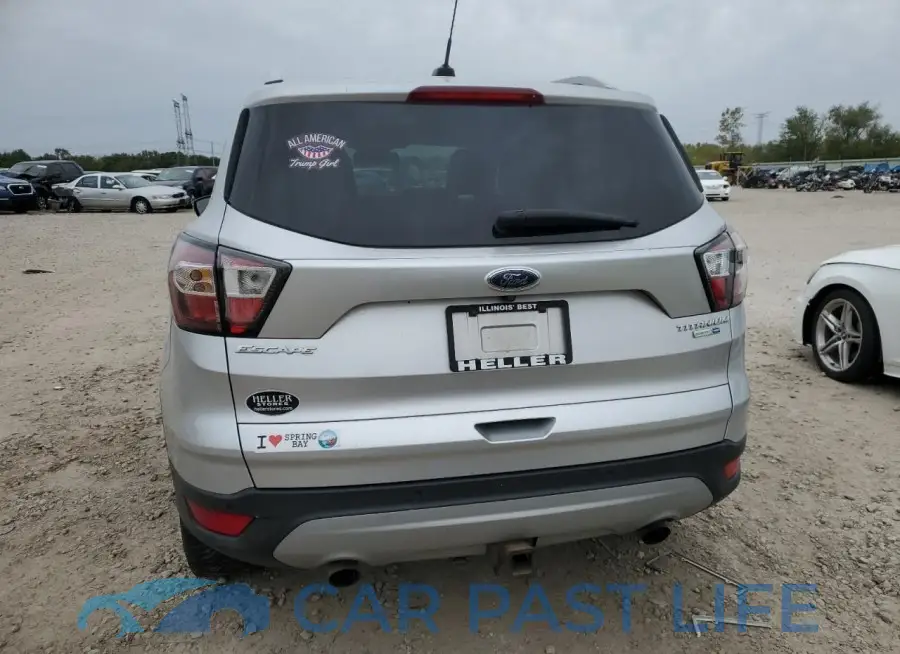 1FMCU9J98HUA65195# 6