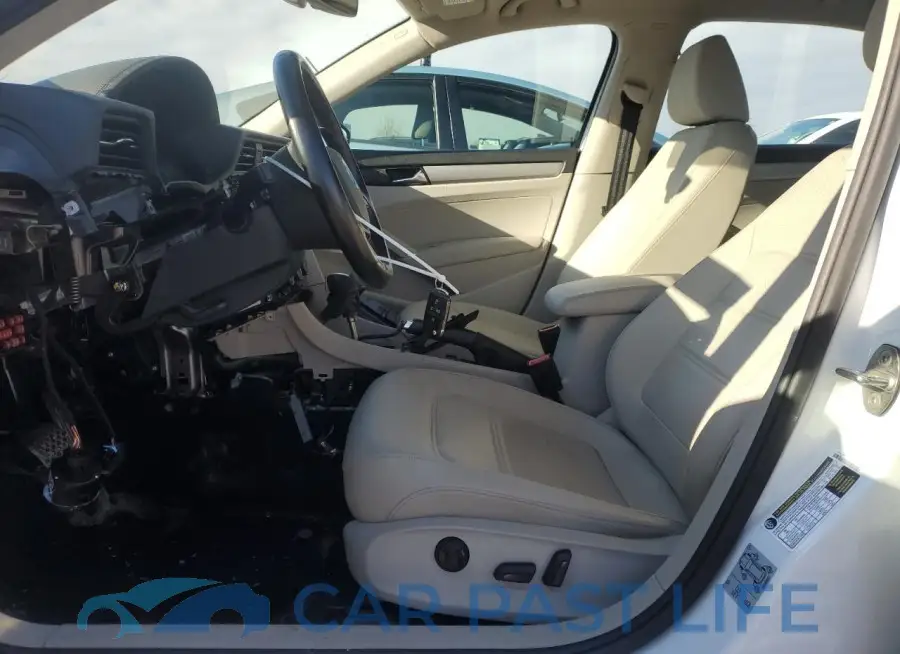 1VWWA7A32LC002051# 7