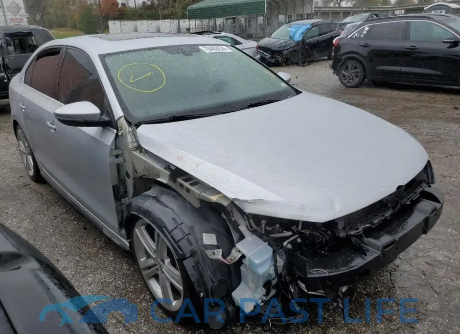 3VW4T7AJ0FM263665# 4