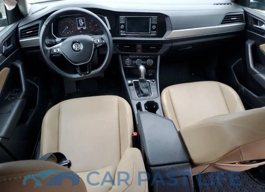 3VWCB7BU9KM268168# 8