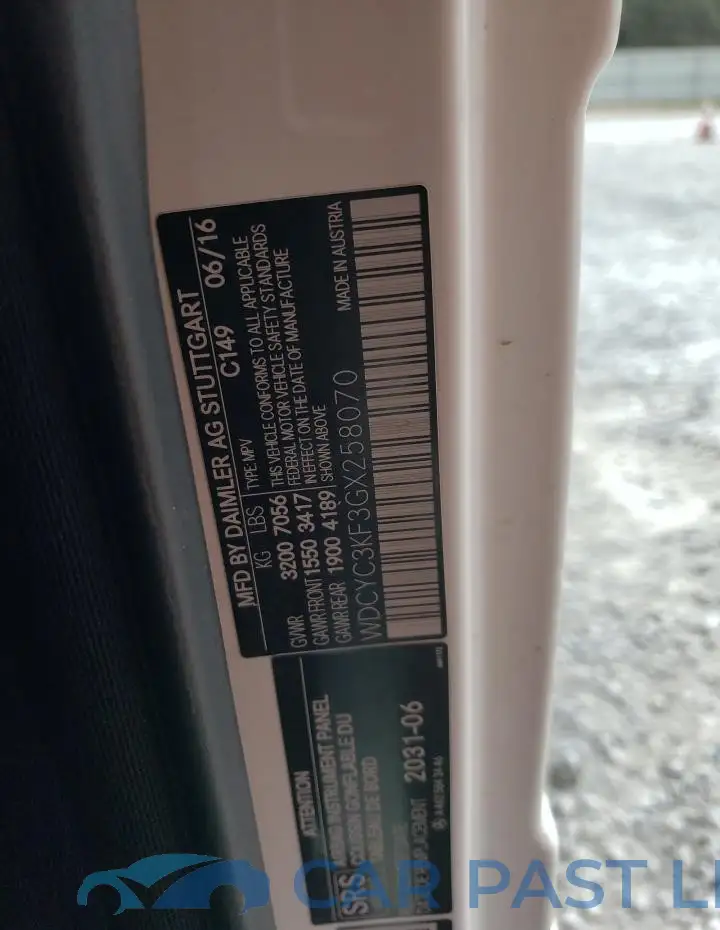 WDCYC3KF3GX258070# 13