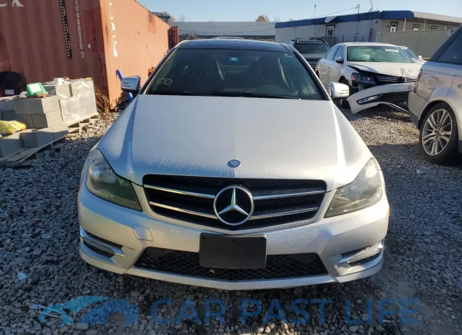 WDDGJ4HB1FG371389# 5