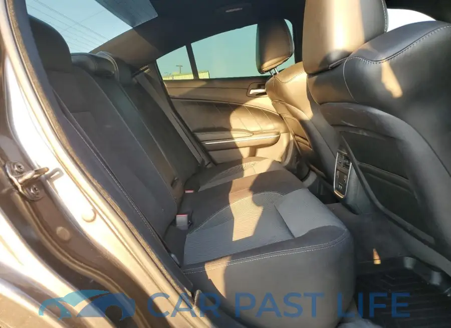 2C3CDXCT7GH247641# 10