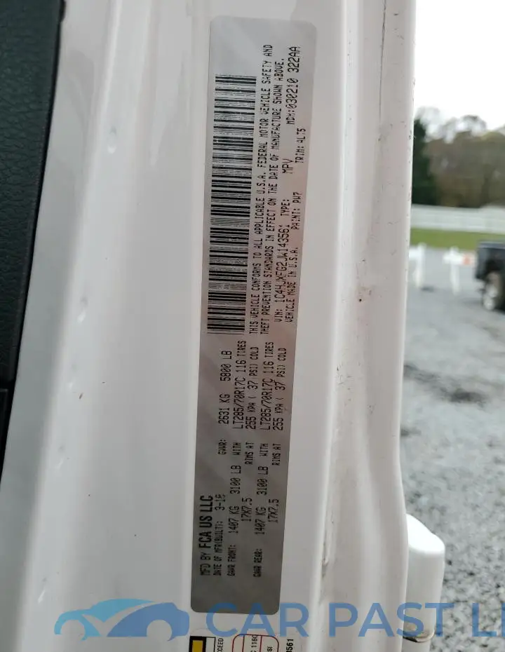 1C4HJXFG2JW143561# 13