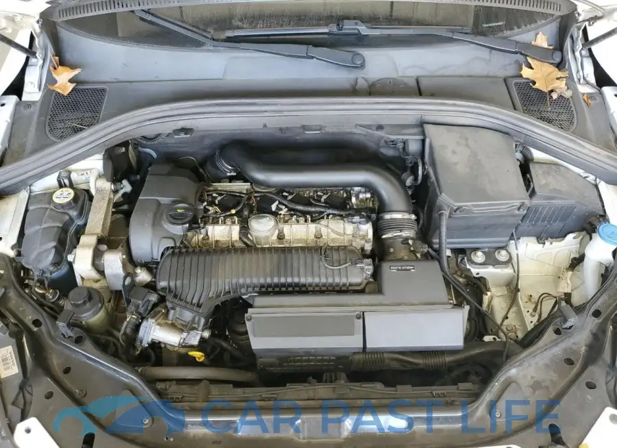 YV4612RK9F2636871# 12