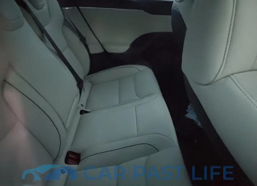 5YJSA1E61NF479532# 10