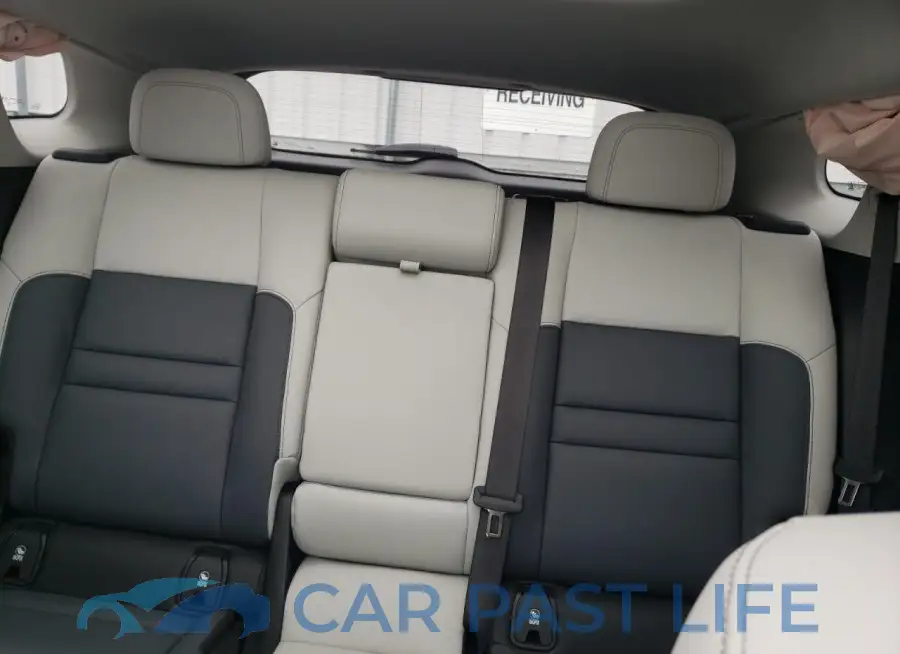 3GPKHXRJ8RS504709# 10