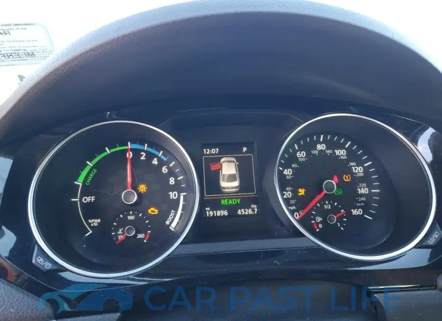 3VW637AJ8GM212182# 9