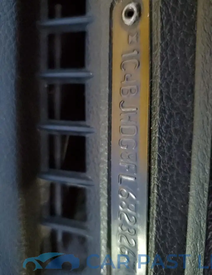 1C4BJWDG8FL682326# 12