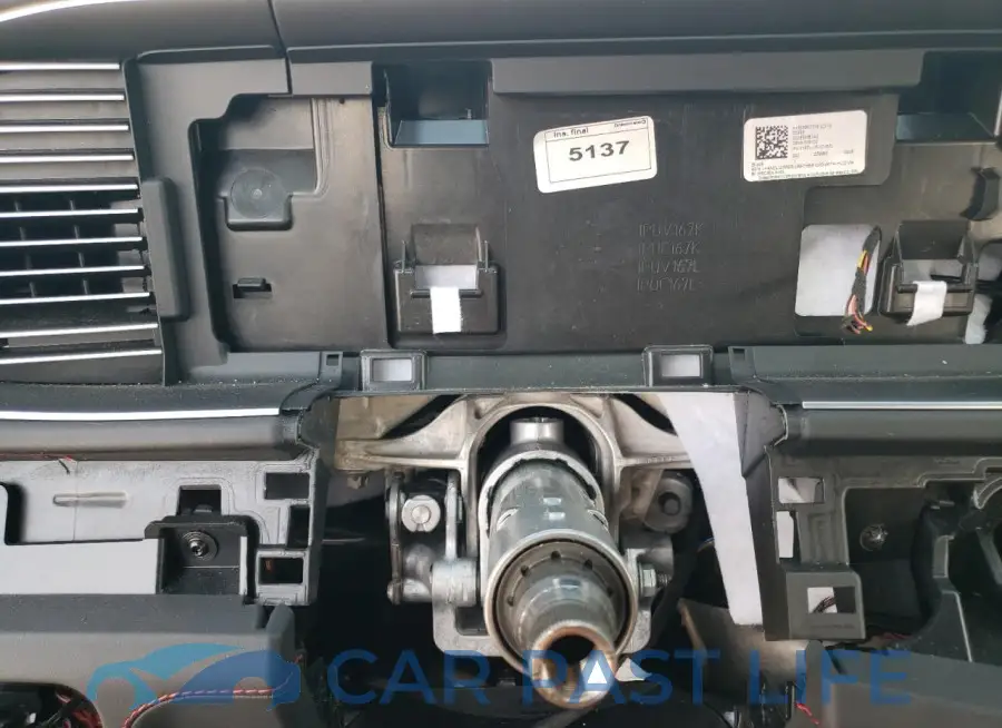 4JGFB8KB1RB137592# 9