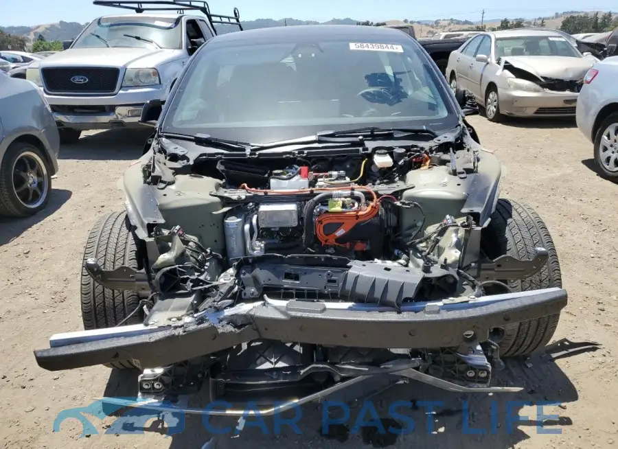 5YJ3E1EB1PF386373# 5
