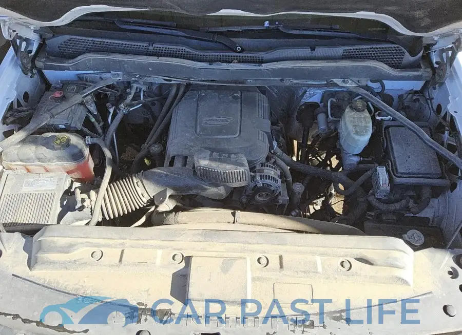 1GC2KUEG3JZ154053# 11