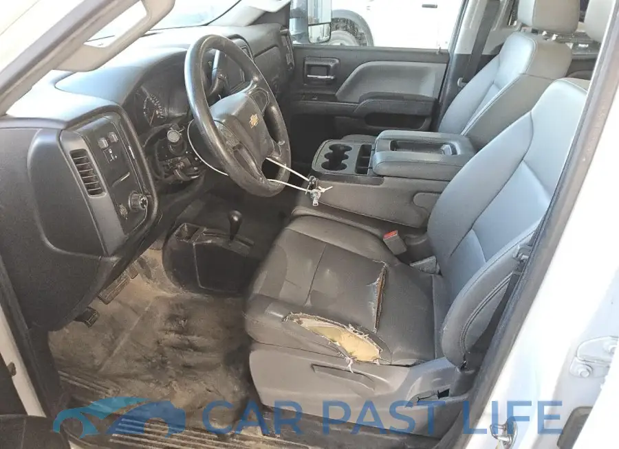 1GC2KUEG3JZ154053# 7